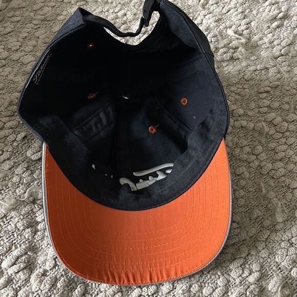 Titleist Adjustable Cap. Pro-V1. Black - Picture 4 of 5